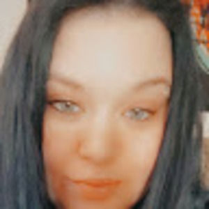 Meet your Posher, Leea